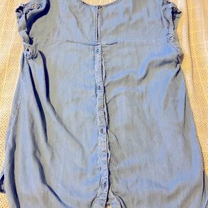 Denim color boutique top